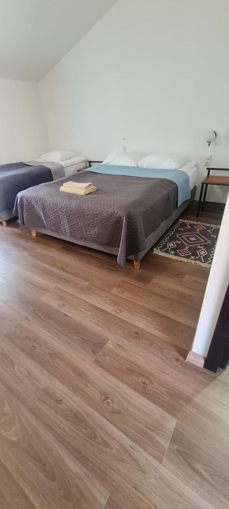Guest House Shina Omalo Екстер'єр фото